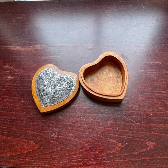 small wooden heart-shaped box with decorative metal lid - Picture 2 of 3